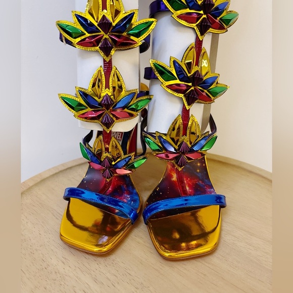 New Christian Louboutin x Marvel Sea Warrior Leather Heels - Picture 8 of 13